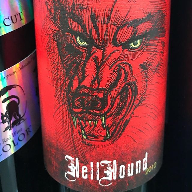 Day 28 of 31 Days of Halloween wine labels.